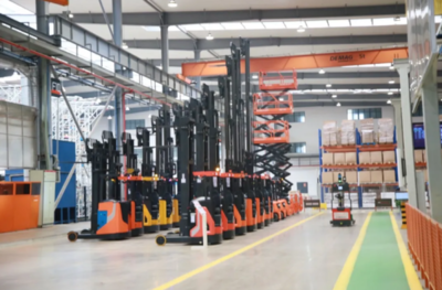 震坤行工業超市走進諾力智能工廠 直擊現場新品 賦能智慧倉儲服務新生態